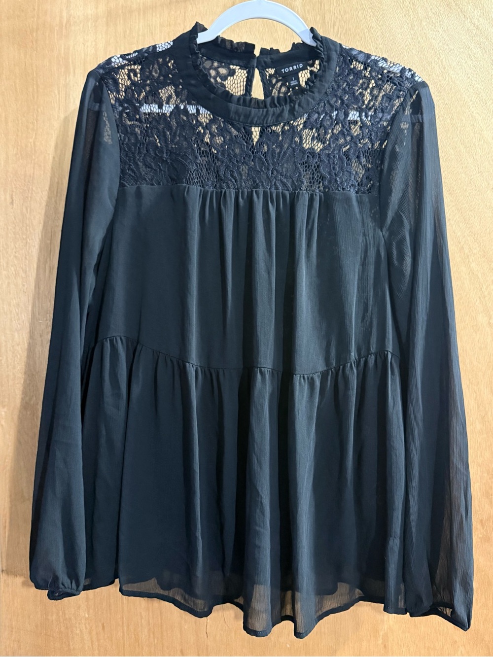 torrid Black Lace Yoke Long-Sleeve Peasant Top